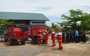 On-site fire brigade in Wilmar’s plantation